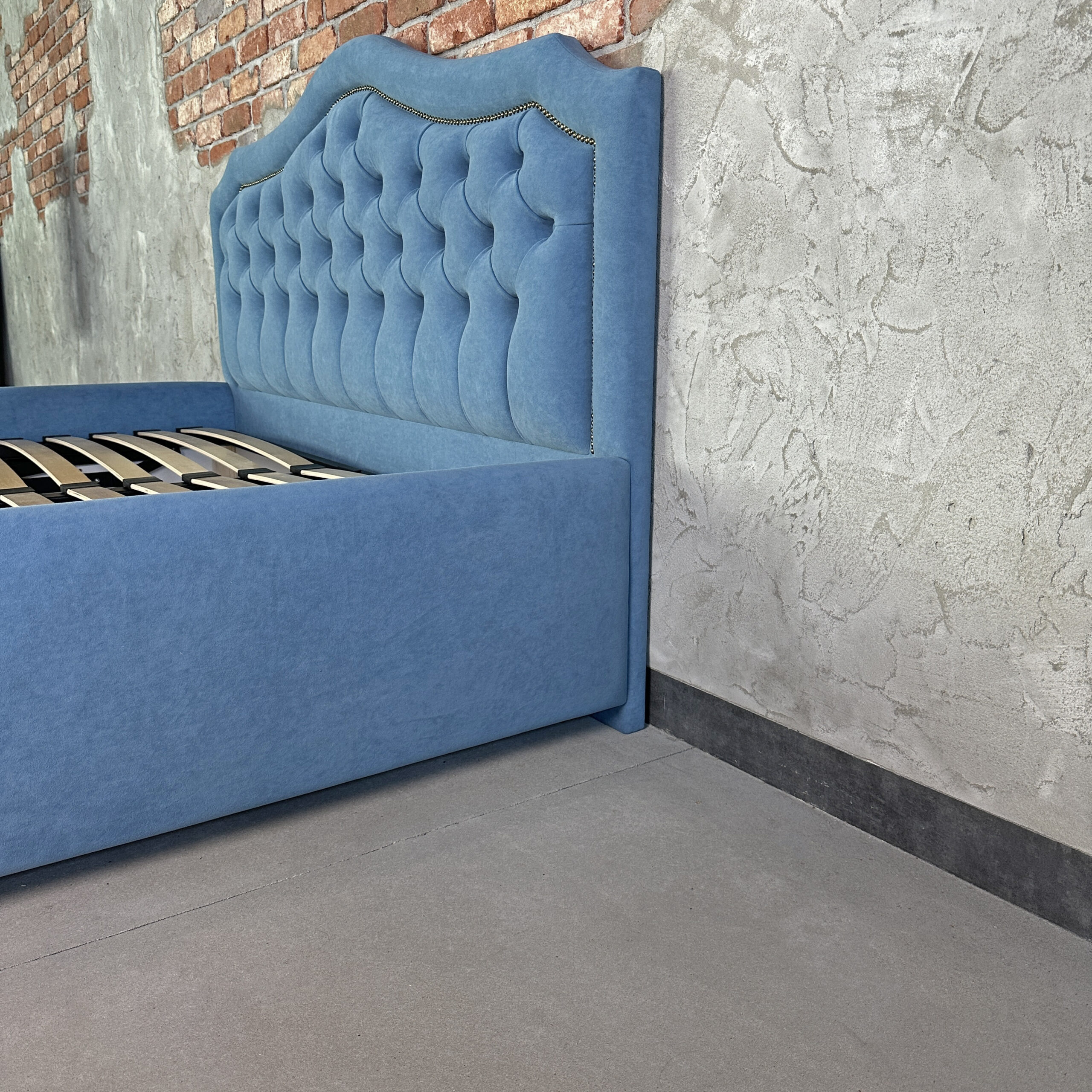 Łóżko tapicerowane Kwadrum