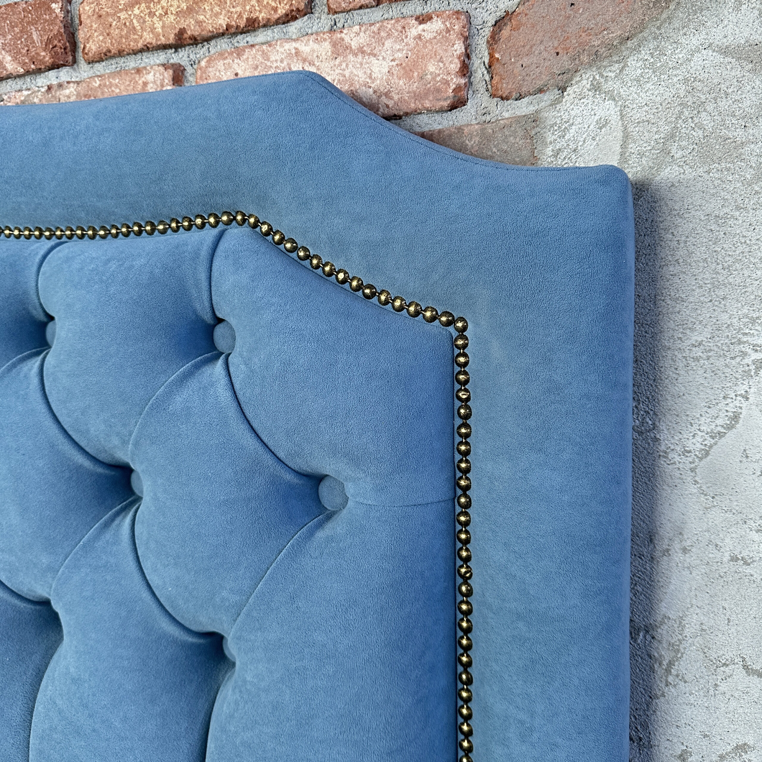 Łóżko tapicerowane Kwadrum