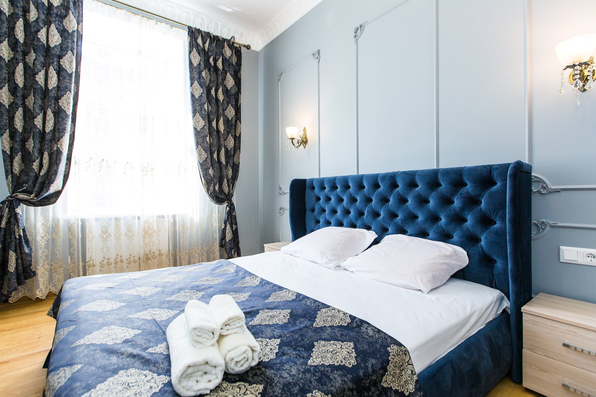 Łóżko tapicerowane Luna