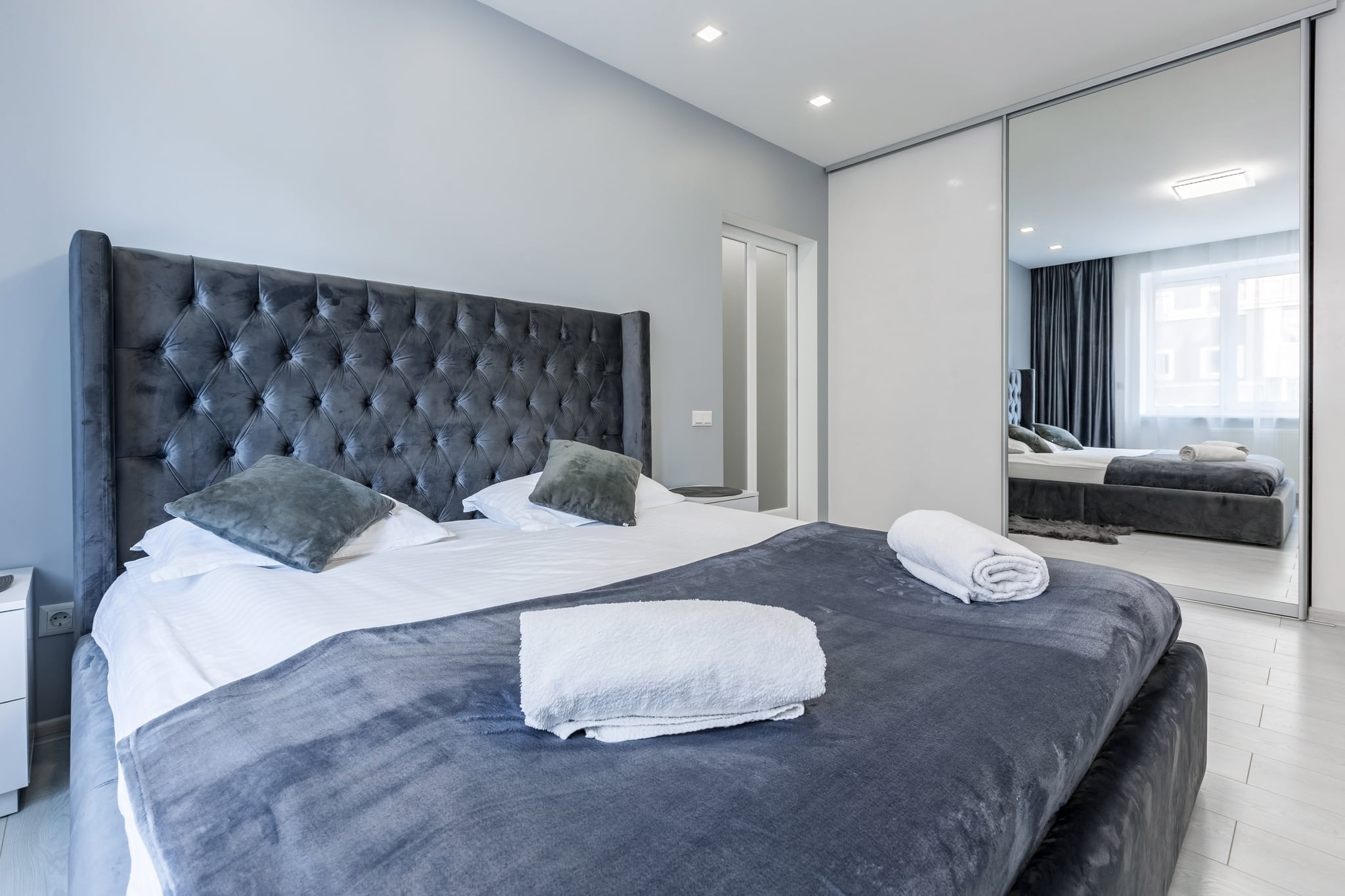 Łóżko tapicerowane Kimuri