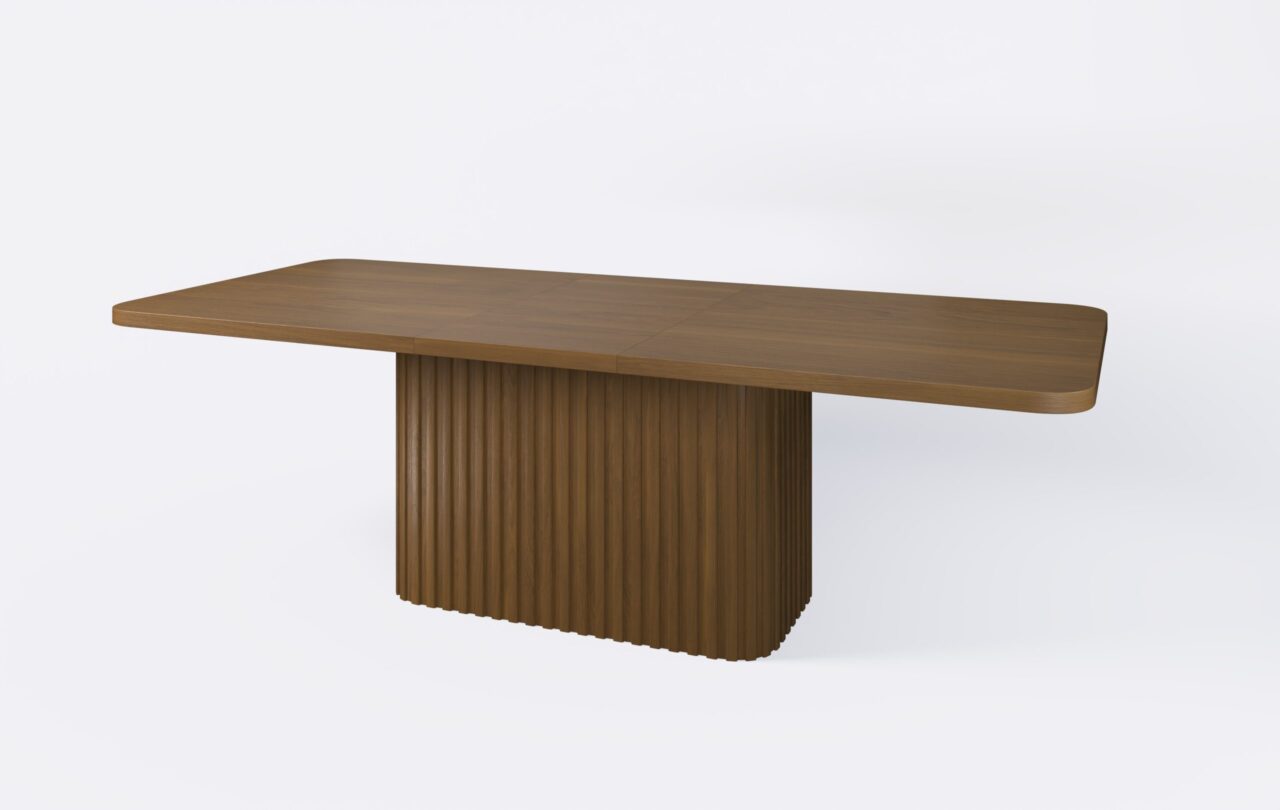 Prostokątny stół do jadalni, rozkładany i poszerzony o 1 wkładkę.