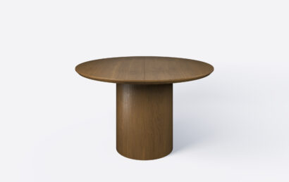 Stół rozkładany na jednej nodze, okrągły blat ścięty od dołu.