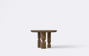 Okrągły stolik kawowy do salonu, na trzech okrągłych nogach, kolor orzech.