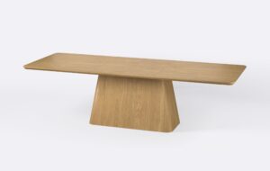 Stół do salonu rozkładany, poszerzony o dwie wkładki.