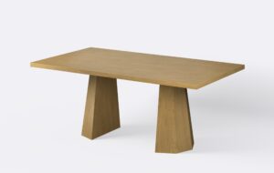 Prostokątny stół z funkcja rozkładania na dwóch nogach, drewniany, minimalistyczny design.