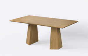 Nowoczesny stół na dwóch nogach w kolorze jasnego dębu, możliwość rozłożenia, fornirowany.