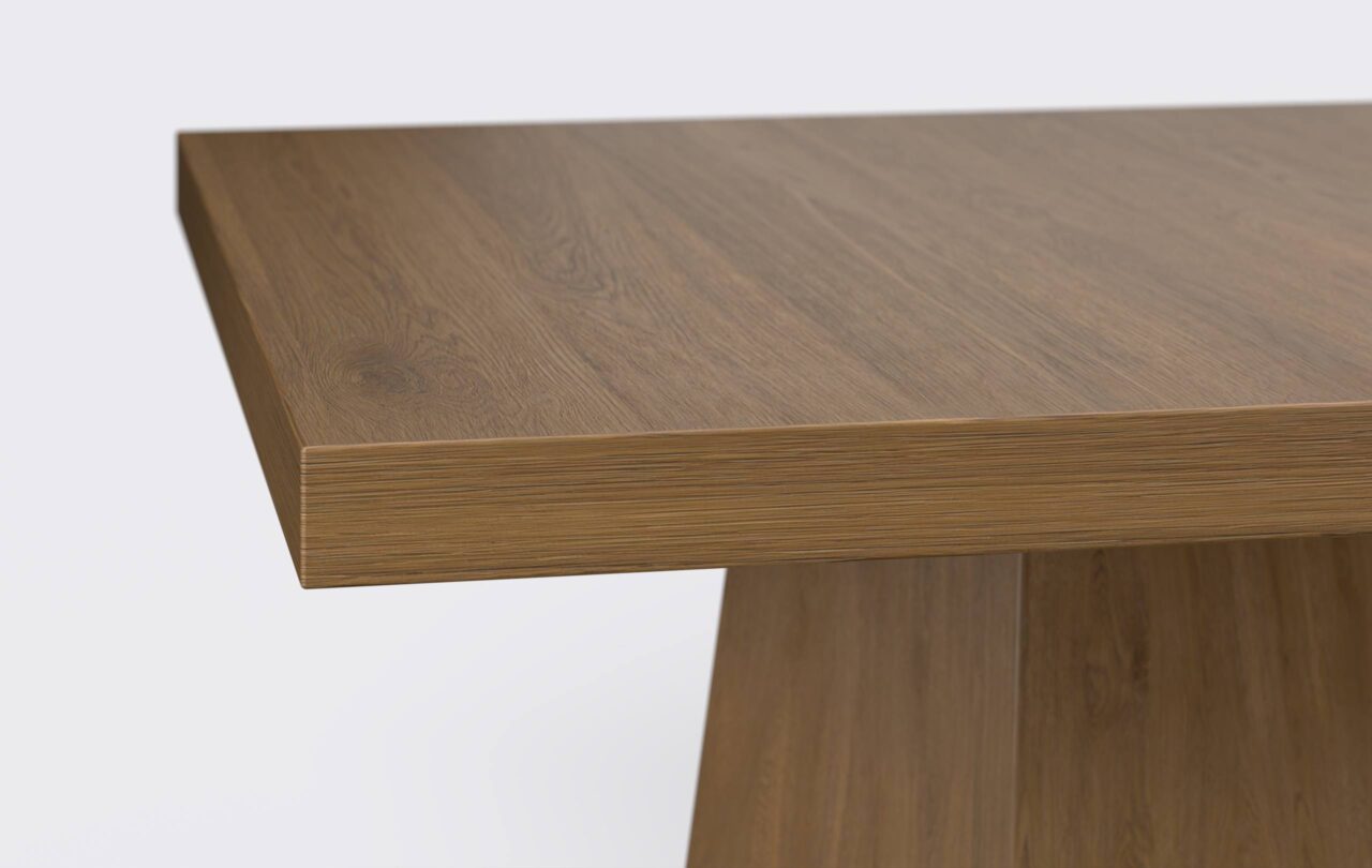 Stolik kawowy z kwadratowym blatem, mały, o kolorze ciemnego orzecha.